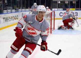 Maxim Tsyplakov signe avec les Islanders pour jouer avec Patrick Roy news-14092024-042428