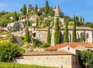 Découvrez les cascades naturelles de ce charmant village news-20092024-144703