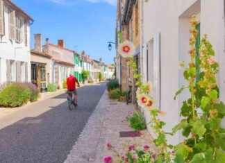 Port de plaisance historique d’Ars-en-Ré : Découvrez l’île de Ré news-21092024-182654