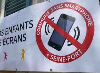 Promotion de la mairie de Seine-Port : téléphone classique pour collégiens news-26092024-075808