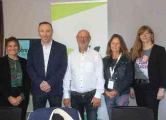 40 entreprises participent au job dating à Vire Normandie. news-27092024-091654