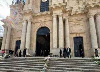 Obsèques de Philippine : Cérémonie d’hommage à Versailles news-27092024-135240