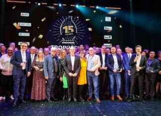 Les buralistes de Rouen récompensés et surpris par une demande en mariage news-21102024-230326