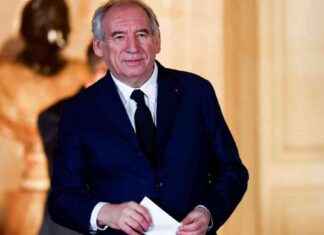 Déplacement d’un jour pour François Bayrou à Mayotte: en quête de solutions concrètes dplacement-dun-jour-pour-franois-bayrou-mayotte-en-qute-de-solutions-concrtes