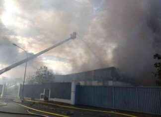 Incendie violent dans une société de recyclage de matériaux à Val-d’Oise ncendie-violent-dans-une-socit-de-recyclage-de-matriaux-val-doise