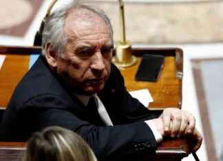 Les secrets de François Bayrou: le rentier de la vie politique les-secrets-de-franois-bayrou-le-rentier-de-la-vie-politique