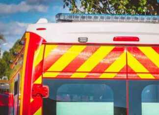 Accident à Marseille : Deux passants blessés par une vitre qui chute accident-marseille-deux-passants-blesss-par-une-vitre-qui-chute