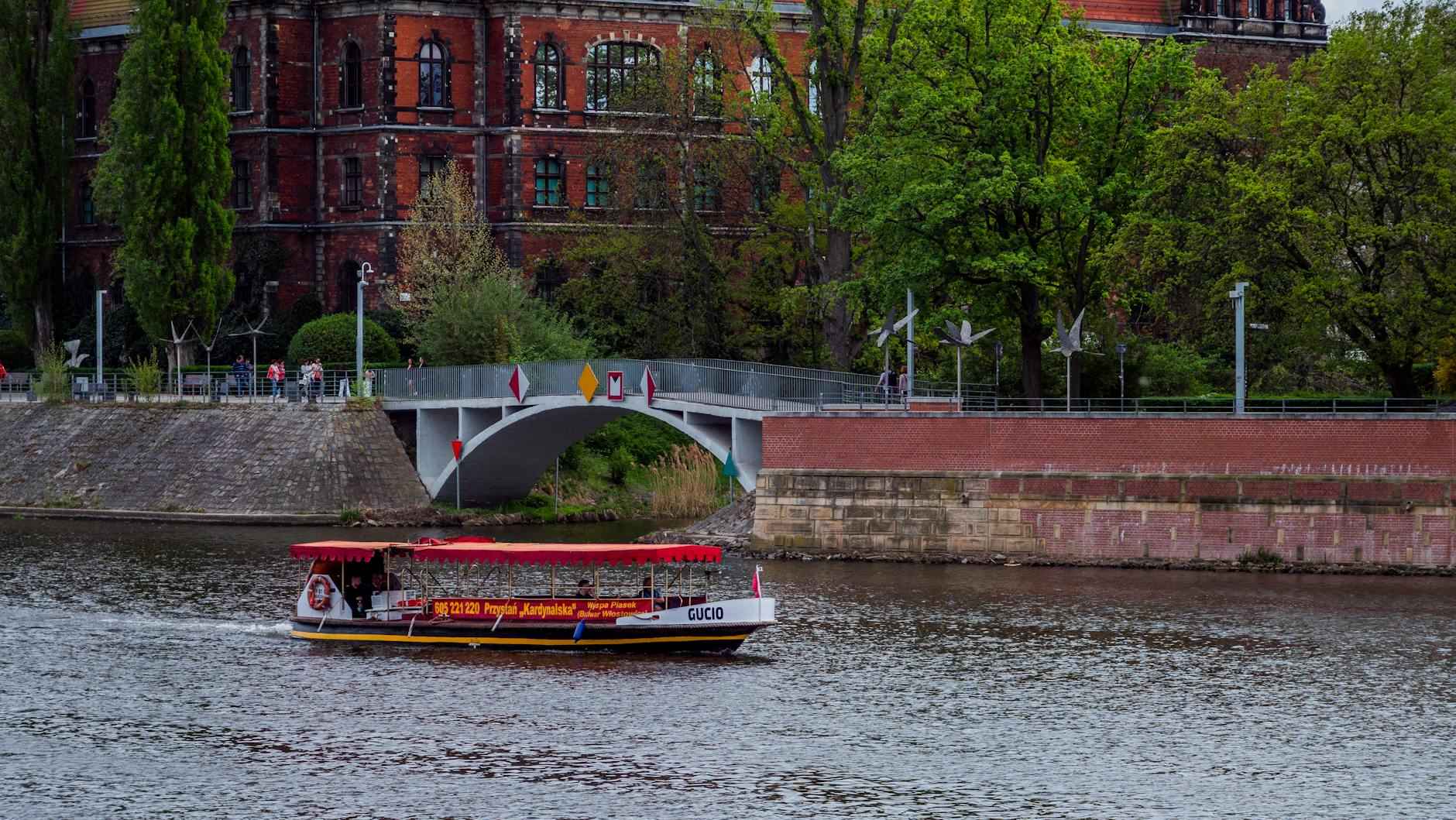 Où partir au soleil en février pas cher ? 2 Les îles Canaries : un paradis à portée de main
