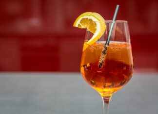 Spritz Saint Germain : recette, cocktail et bars à tester à Paris Spritz Saint Germain : recette, cocktail et bars à tester à Paris
